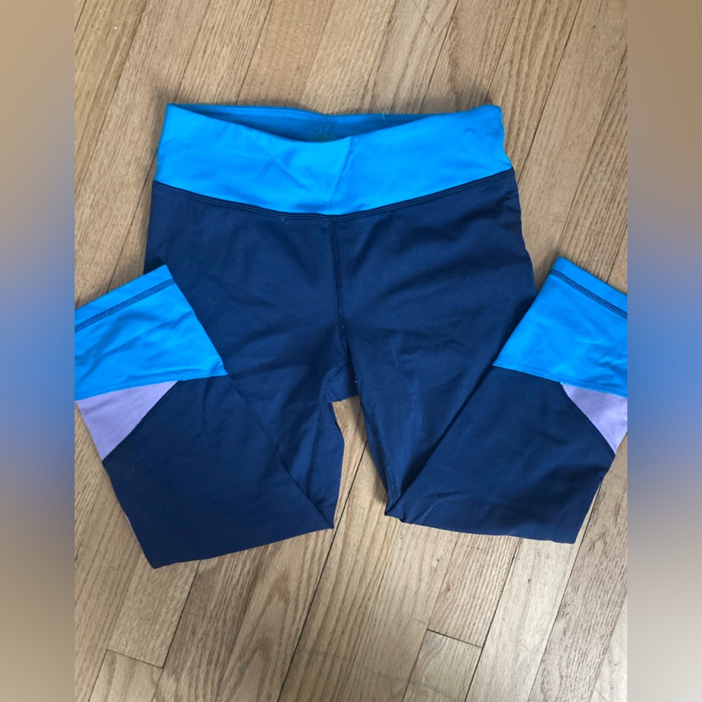 TEK GEAR  navy blue workout capri leggings